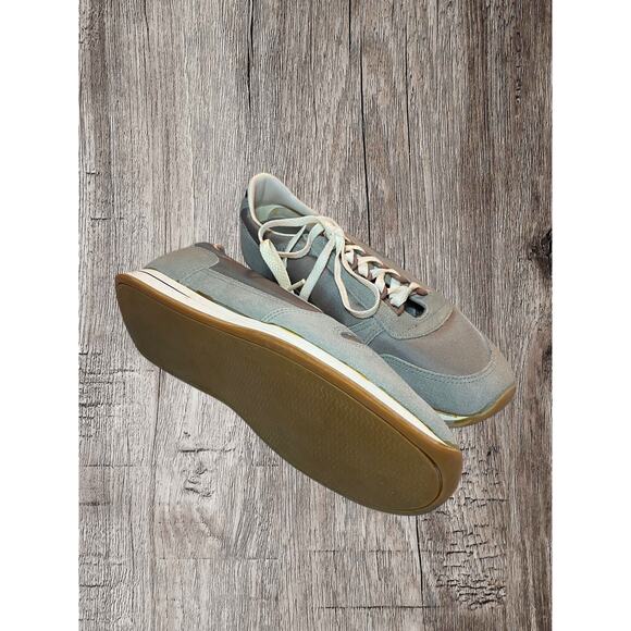 Sea Tracs gray suede sneakers. Size 8.5 - Picture 3 of 5